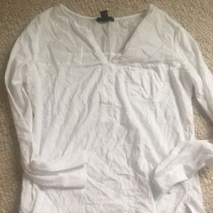 White old navy long sleeve tee with pocket